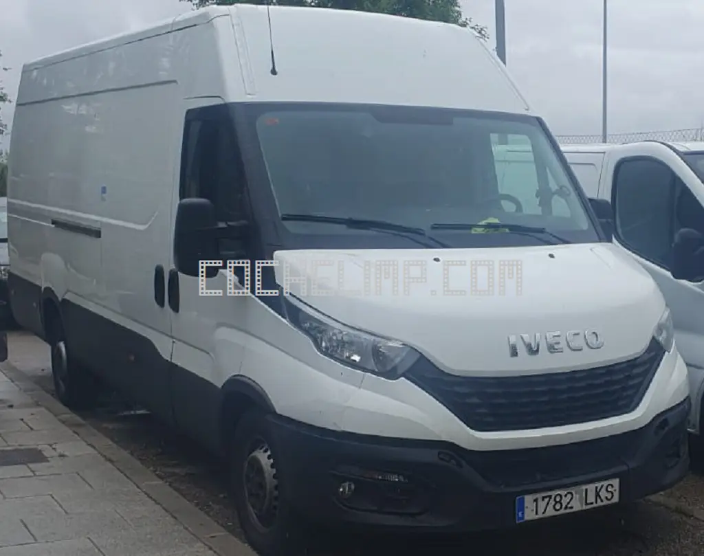 vehículo ideal para hacer una mudanza económica es Iveco Daily